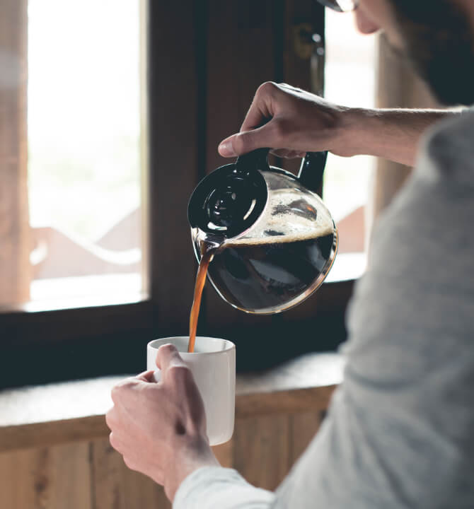 DIE FILTERKAFFEE-MASCHINE