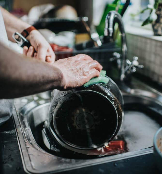 Kaffeesatz als<br><strong>Scheuermilch-<br>Ersatz</strong>